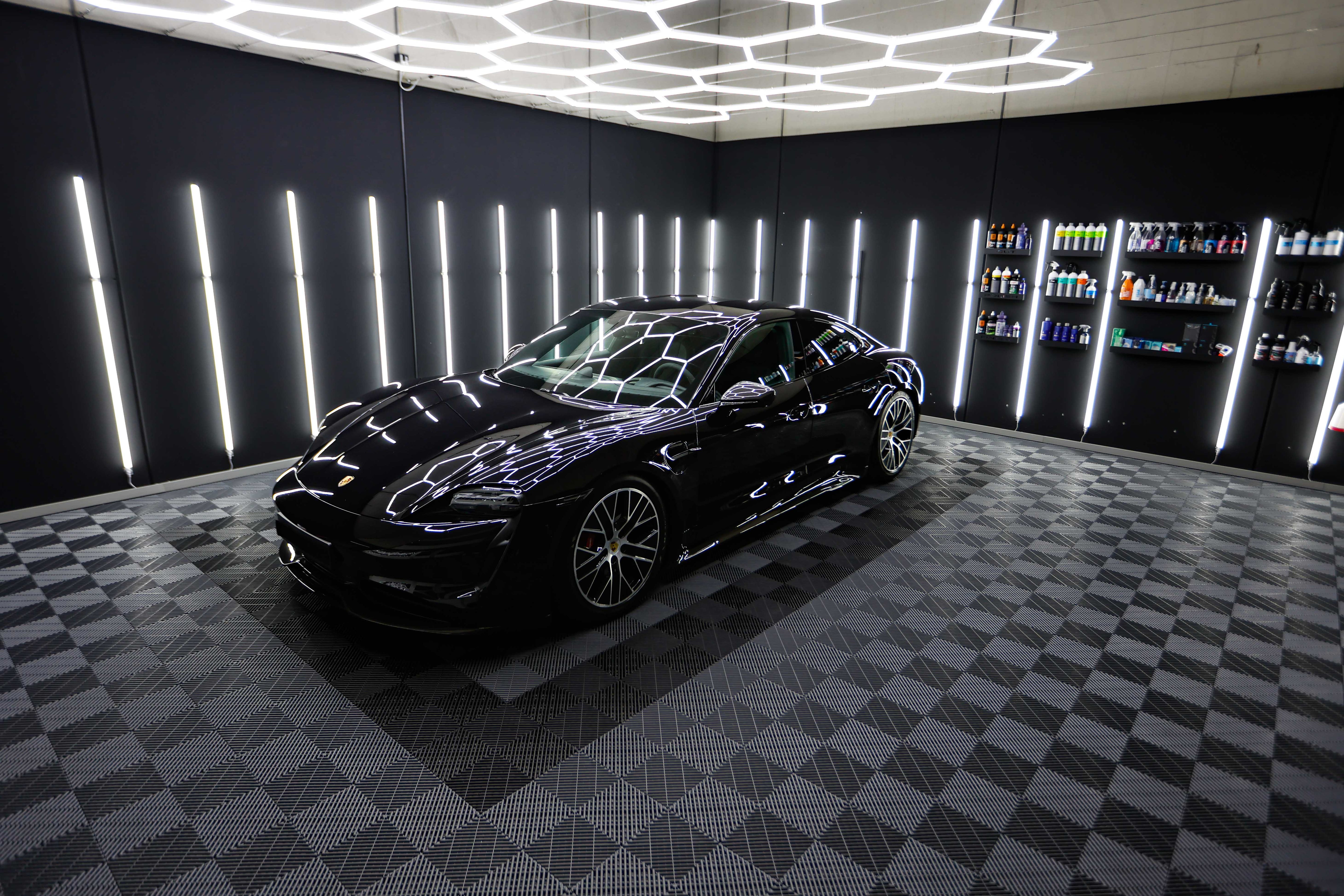 Valgustunnel: Saladus, miks mõni auto lägib rohkem kui teine