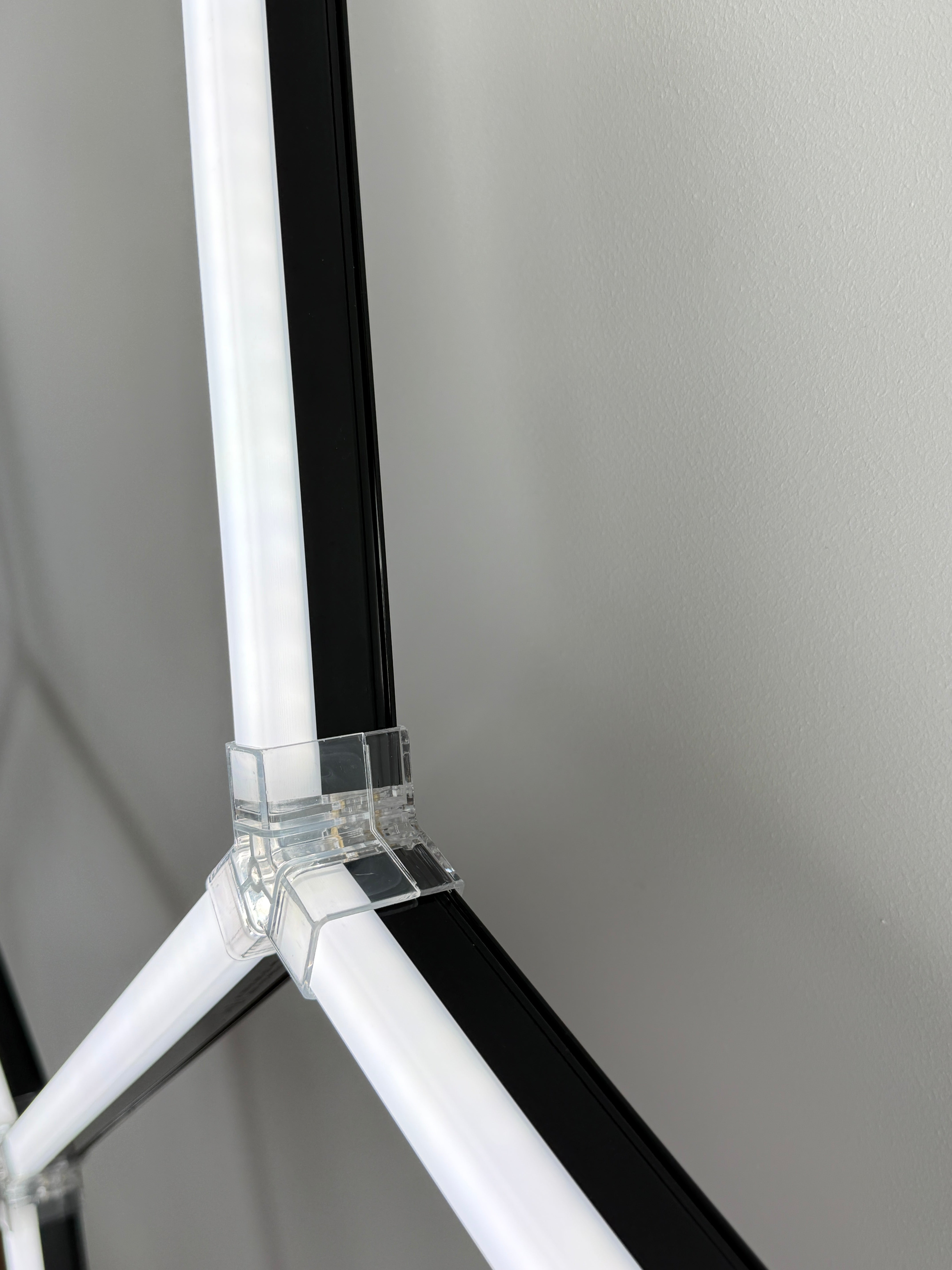 Hexagon 8/1 PC Black Edition